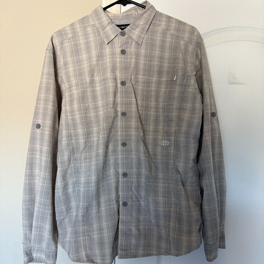 ExOfficio Light Weight Long Sleeve Button Down Travel Shirt (S)